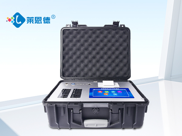 威海翔宇環(huán)?？萍假?gòu)買五參數(shù)食品重金屬檢測(cè)儀